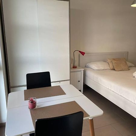 Joli Studio Confortable ! Prilly Exterior photo